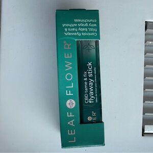 Leaf Flower Flyaway Stick